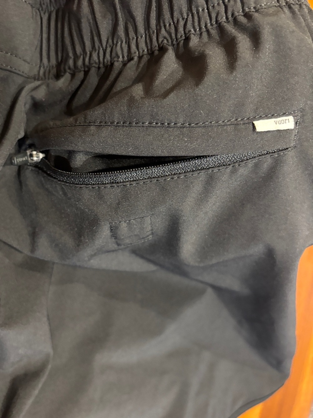 Vuori Men's Black Shorts with Drawstring Waist - Picture 7 of 9